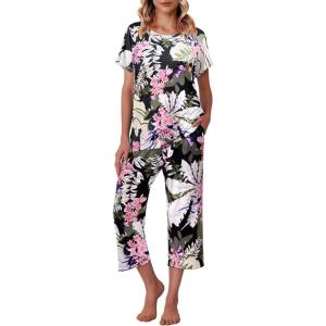 image:imageEkouaer Womens Capri Pajama Sets Print Short Sleeve Sleepwear Top and Capri Pants Soft Loungewear with PocketPink Little Flowers