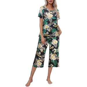 image:imageEkouaer Womens Pajamas Set Short Sleeve Top With Capri Pants Pjs Lounge amp Sleepwear Set SXXLBlackWhite FlowerGreen Leaf