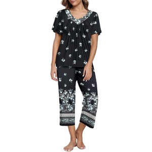 image:imageEkouaer Womens Capri Pajama Set Short Sleeve Top and Pants 2 Piece Sleepwear Floral Print Ladies Pjs SetsBlack White Flower
