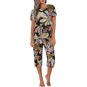 image:imageEkouaer Womens Sleepwear Capri Pajama Sets Short Sleeve TwoPiece Pjs V Neck Tops amp Capri Pants with Pockets S3XLPink Leaves